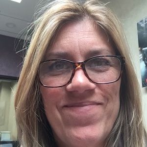 Meet your Posher, Teri